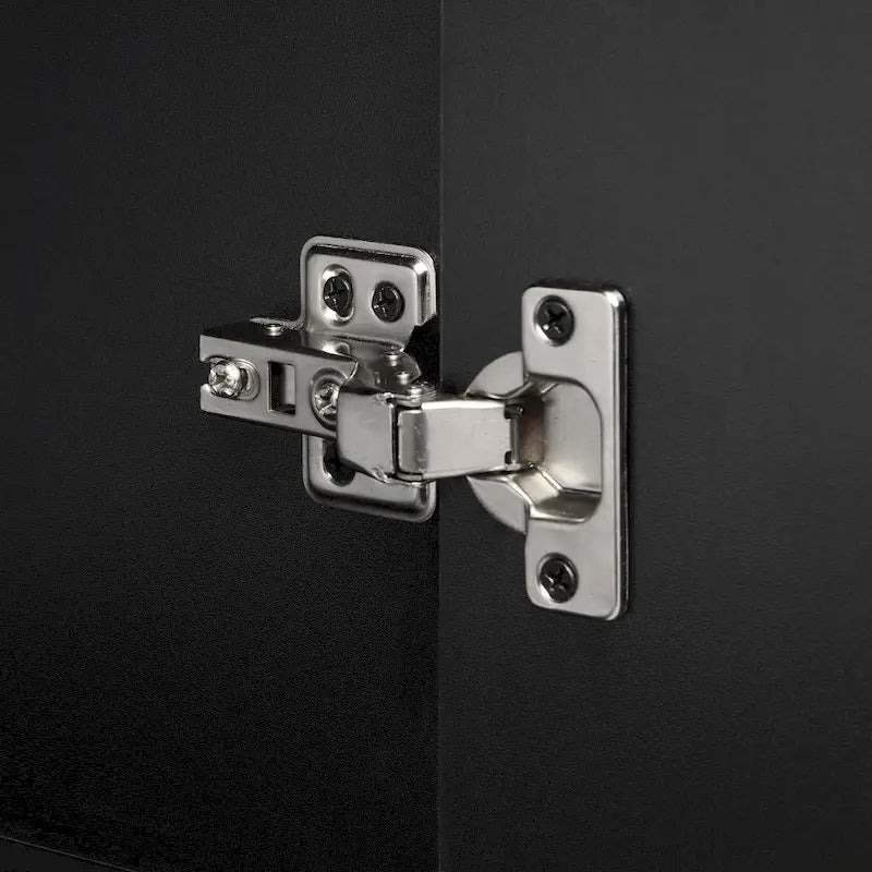 Caractéristiques distinctives d'un buffet à quatre portes avec pieds en métal croisés, adapté aux salons
